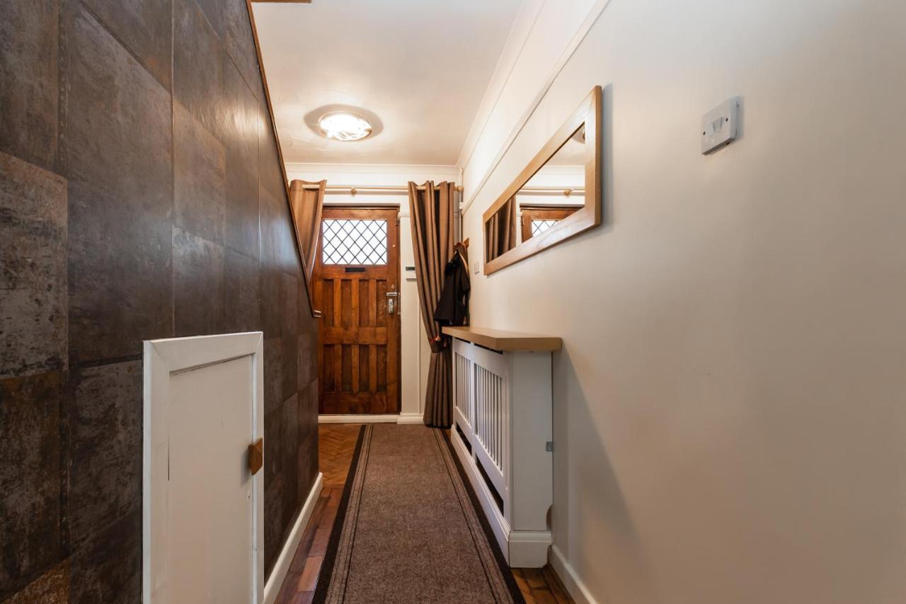 Cheerful 3-Bedroom Douglas House With Patio Southampton Exterior foto